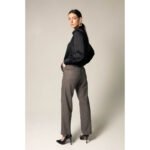 Elegance-Silk-Shirt-in-Black_f0fd1234-e56d-458c-bdc3-9983f59d94bc